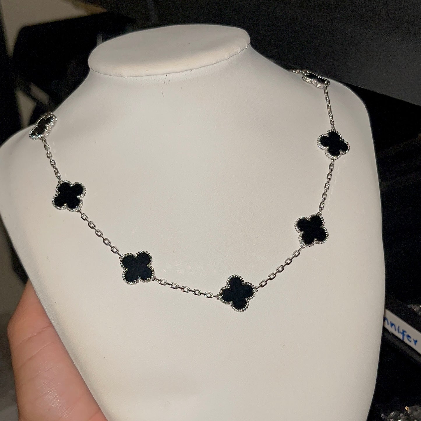 Cary VC | Collar