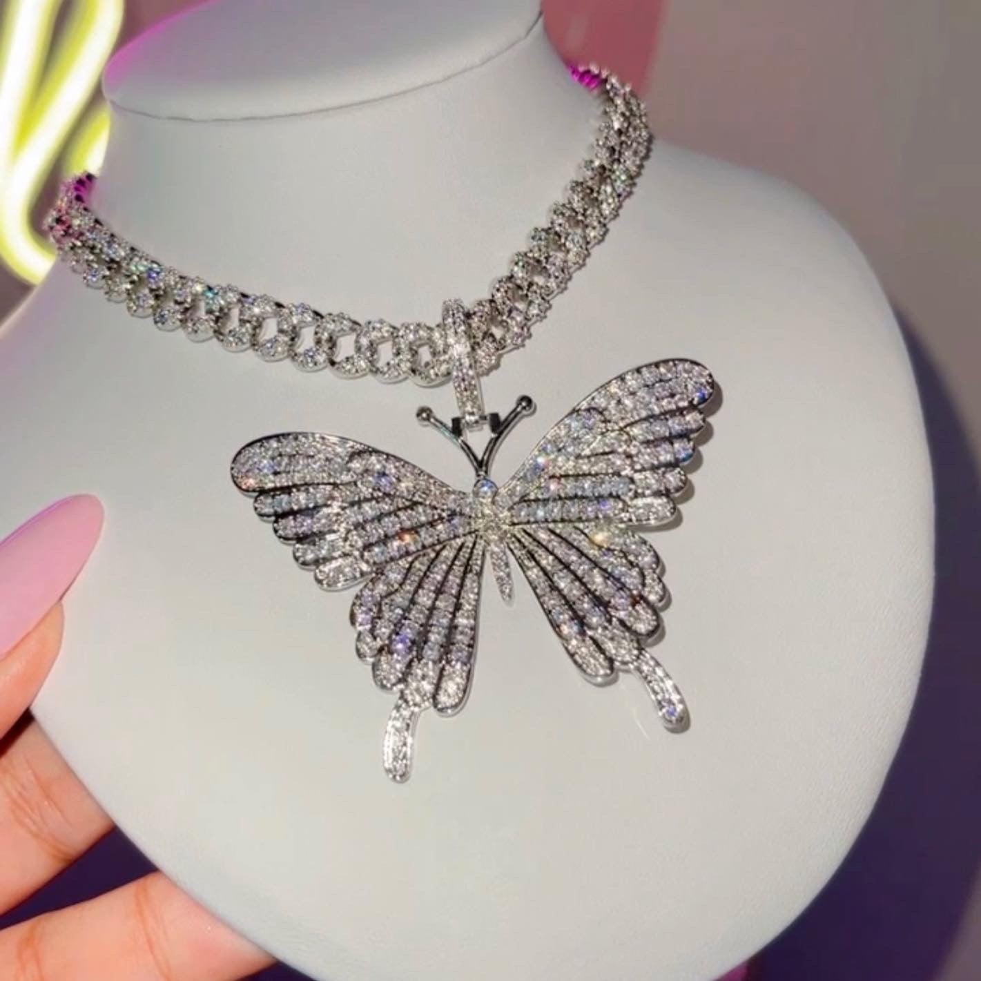 Collar Mariposa + Cubana