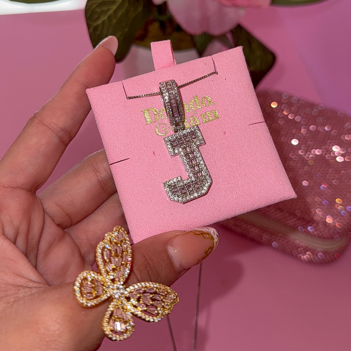 Inicial BOSSY | Collar