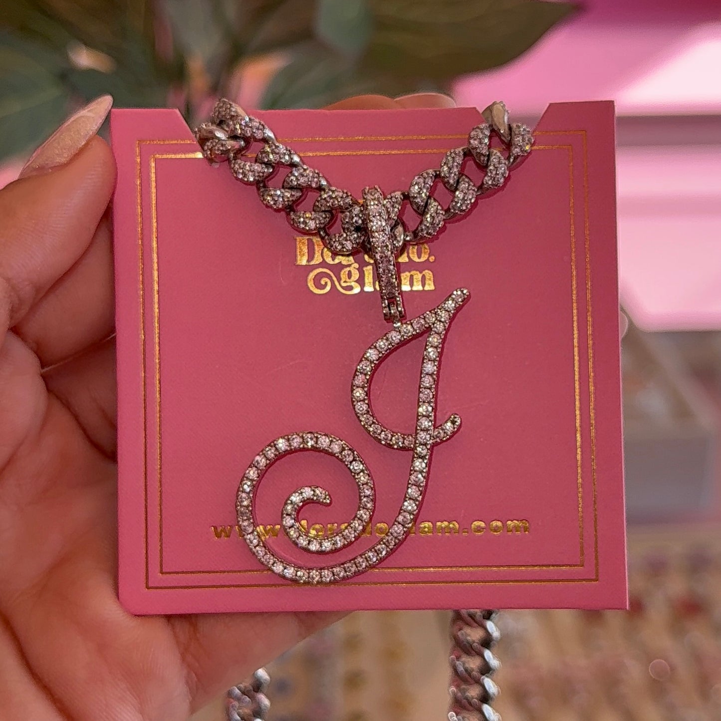 Inicial Cursiva | Collar