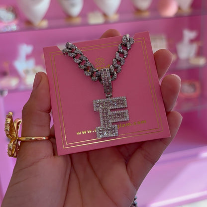 Inicial BOSSY | Collar