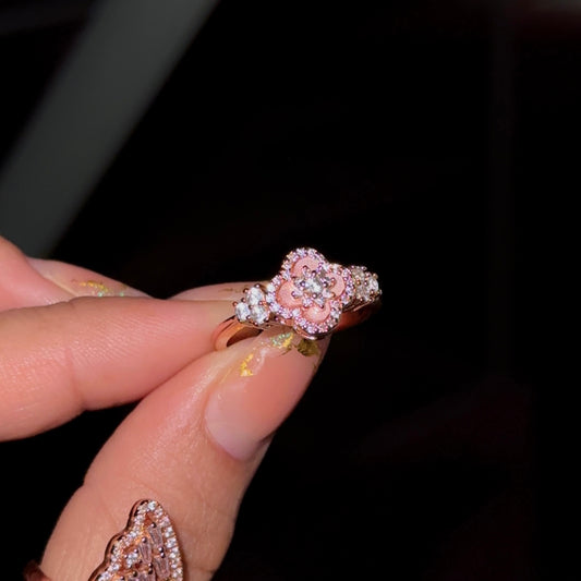 Cherry |  Anillo de trébol