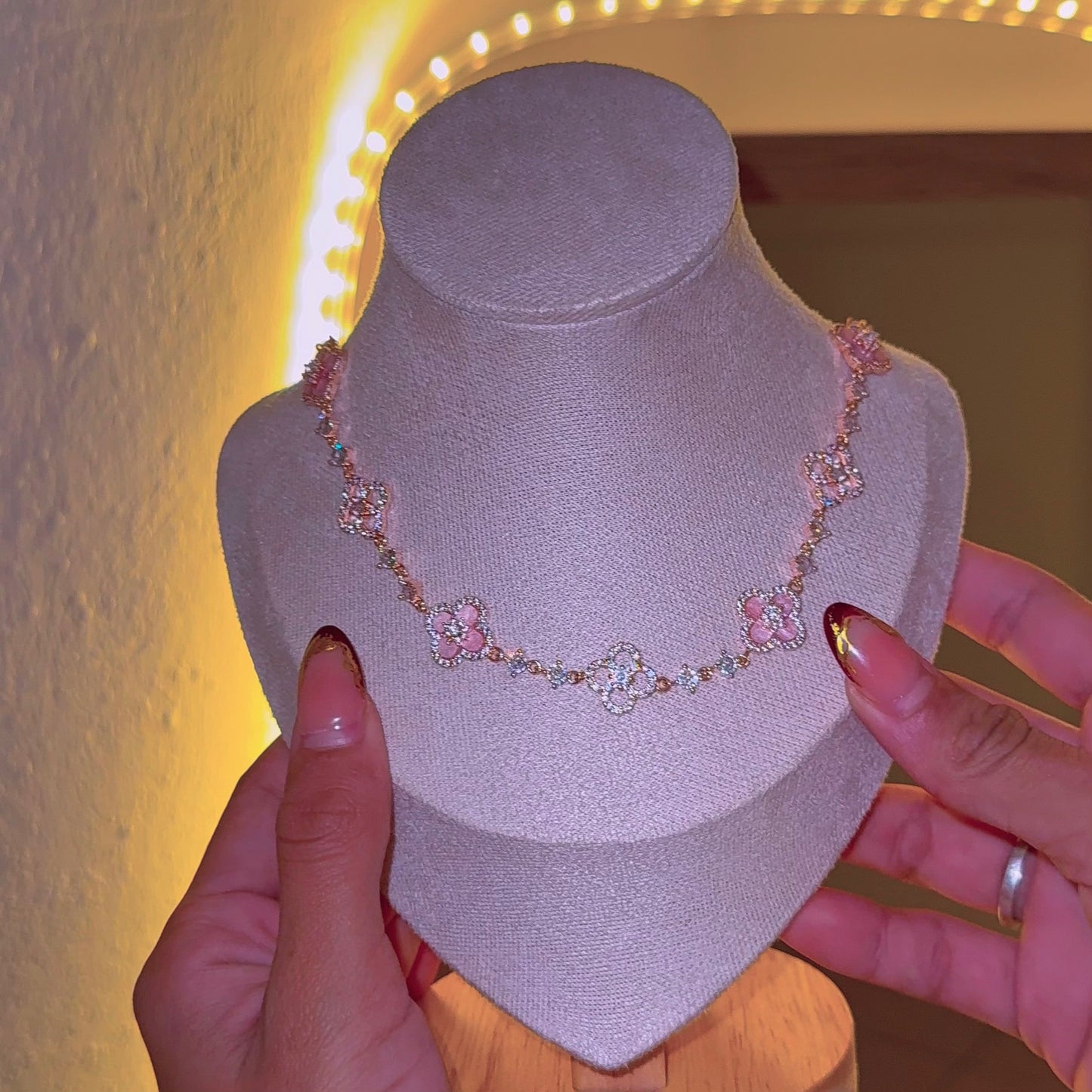 Cherry | Collar de trébol